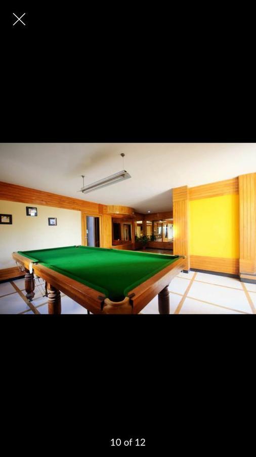Hotel Yellow Lime Amhedabad Dış mekan fotoğraf