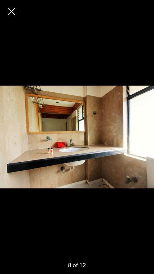 Hotel Yellow Lime Amhedabad Dış mekan fotoğraf